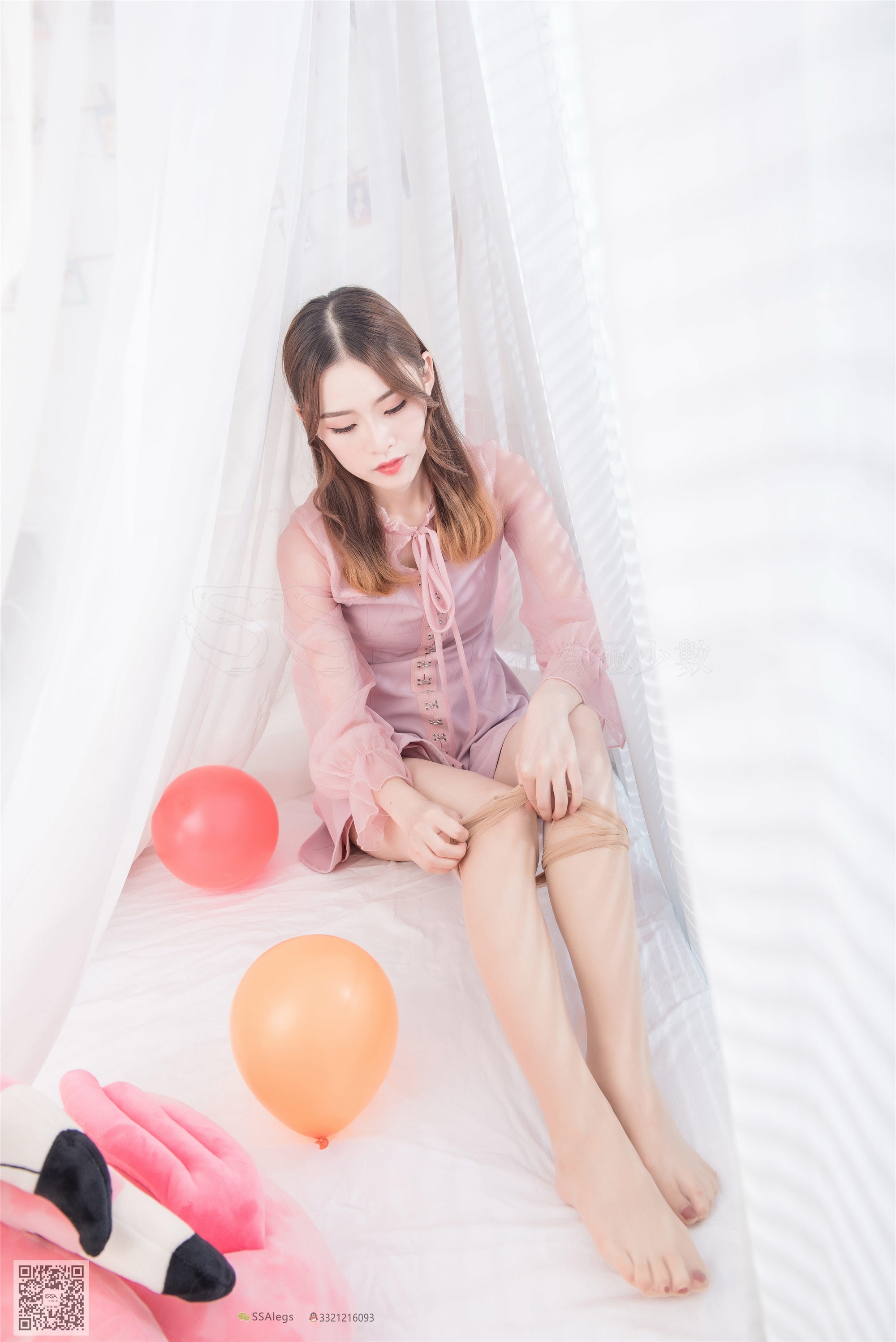 SSA丝社 NO.027 小琪琪肉色开档丝袜_清纯美女的诱惑